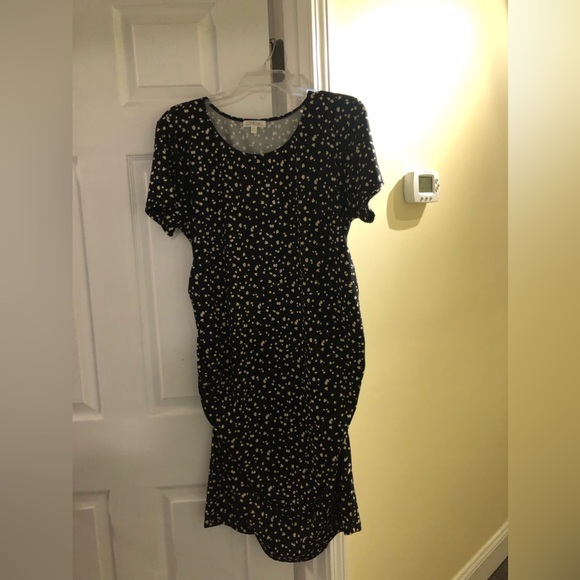 Nine Britton- Hannah Maternity Short Sleeve Dress - Picture 2 of 11